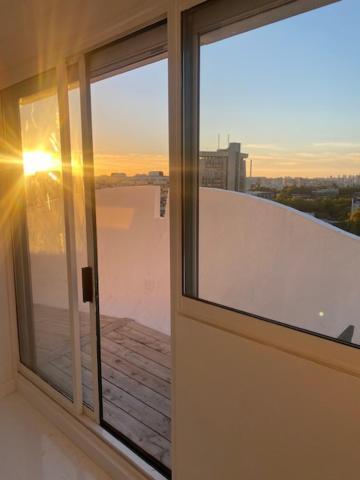 14Eme Et Der Etage "Arty" Avec 2 Chambres Et Vue Panoramique ! Créteil Eksteriør billede
