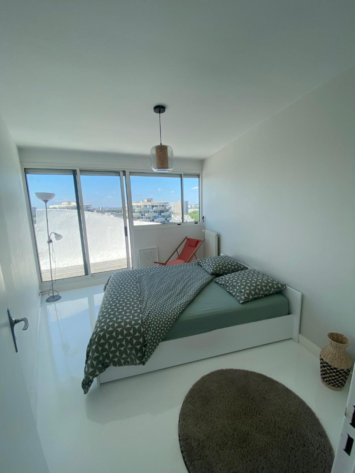 14Eme Et Der Etage "Arty" Avec 2 Chambres Et Vue Panoramique ! Créteil Eksteriør billede